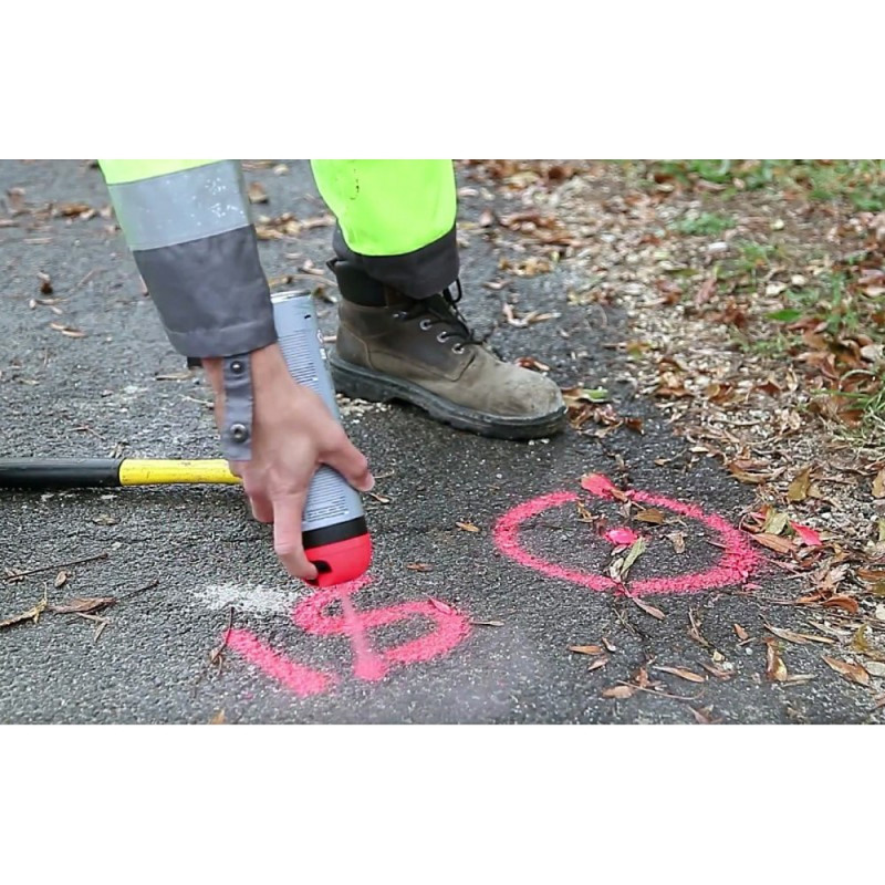 Le FLUO TP vert sutilise sur differents suports et pour divers travaux